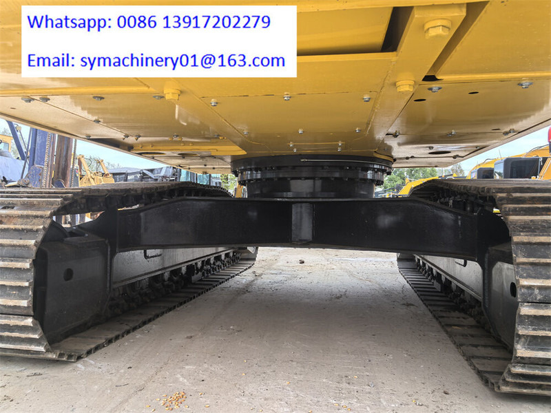 Komatsu PC220-8 PC220 - Lintekskavaator: pilt 4 Komatsu PC220-8 PC220 - Lintekskavaator: pilt 4