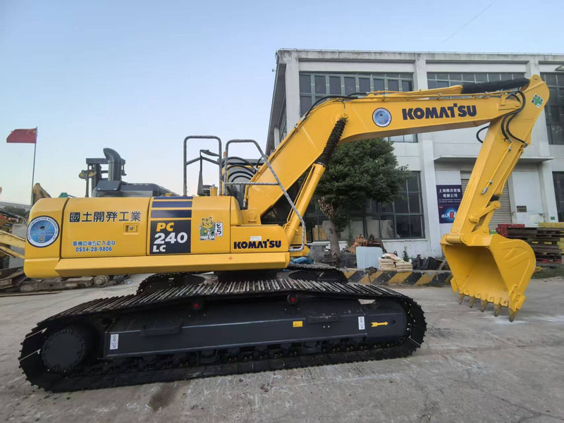Komatsu PC240LC-8 - Lintekskavaator: pilt 1 Komatsu PC240LC-8 - Lintekskavaator: pilt 1