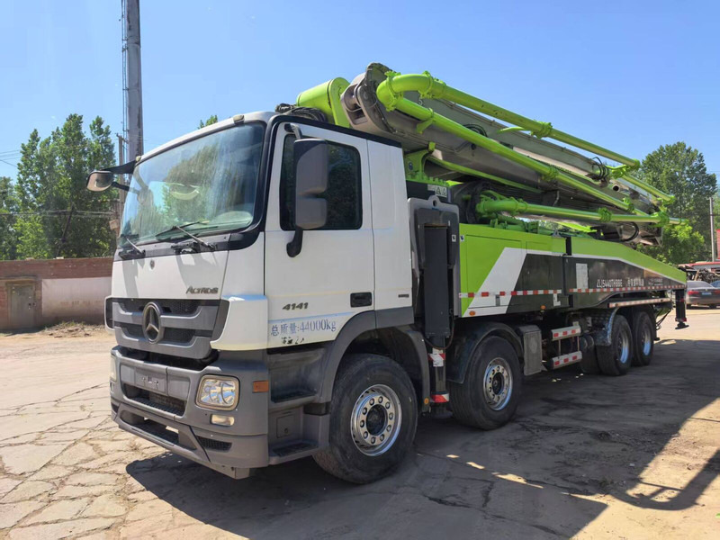 Mercedes-Benz Actros - Statsionaarne betoonipump: pilt 4 Mercedes-Benz Actros - Statsionaarne betoonipump: pilt 4