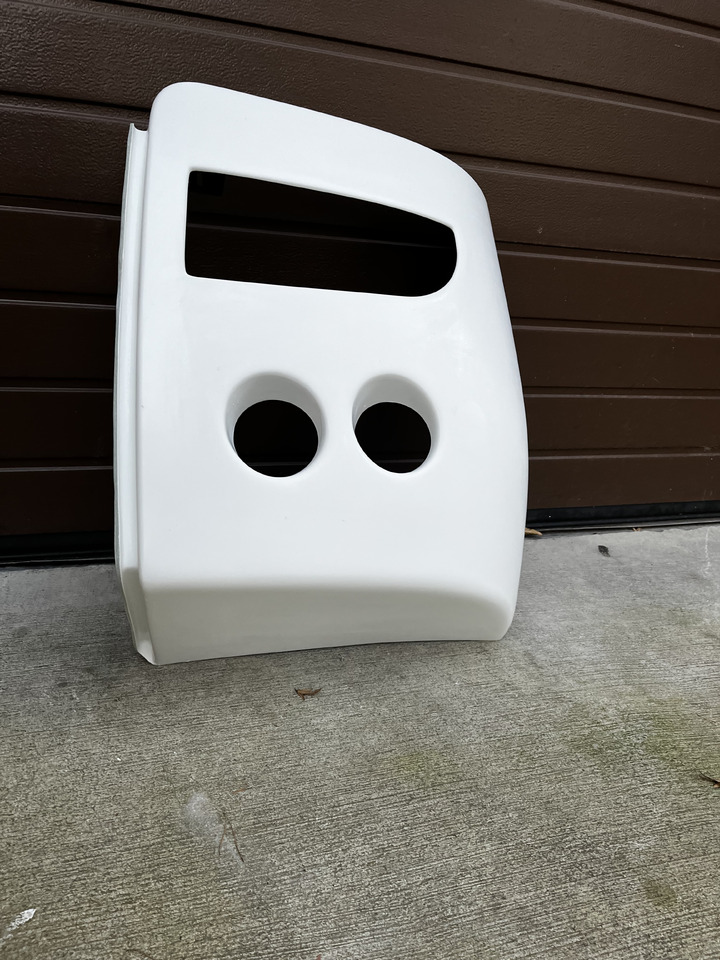 Narożnik, zderzak przedni lewy MB 350 Tourismo Mercedes-Benz 350 Tourismo - Pealisehitus ja välispind - Buss: pilt 1 Narożnik, zderzak przedni lewy MB 350 Tourismo Mercedes-Benz 350 Tourismo - Pealisehitus ja välispind - Buss: pilt 1