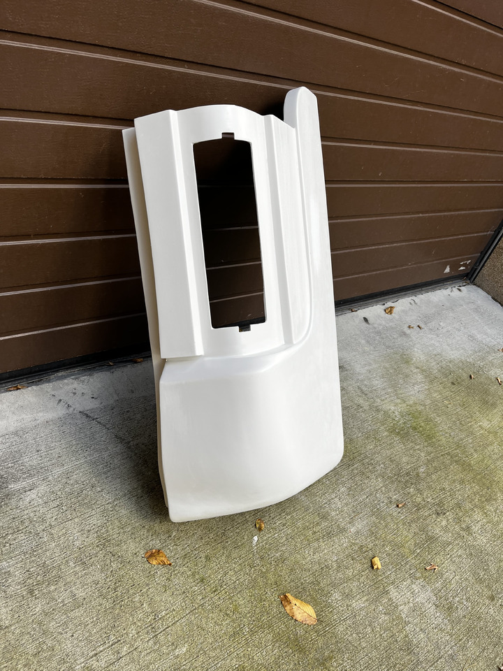 Narożnik, zderzak tylny lewy, prawy MAN Lion’s Coach - Kaitseraua nurgas - Kaugsõidu buss: pilt 1 Narożnik, zderzak tylny lewy, prawy MAN Lion’s Coach - Kaitseraua nurgas - Kaugsõidu buss: pilt 1