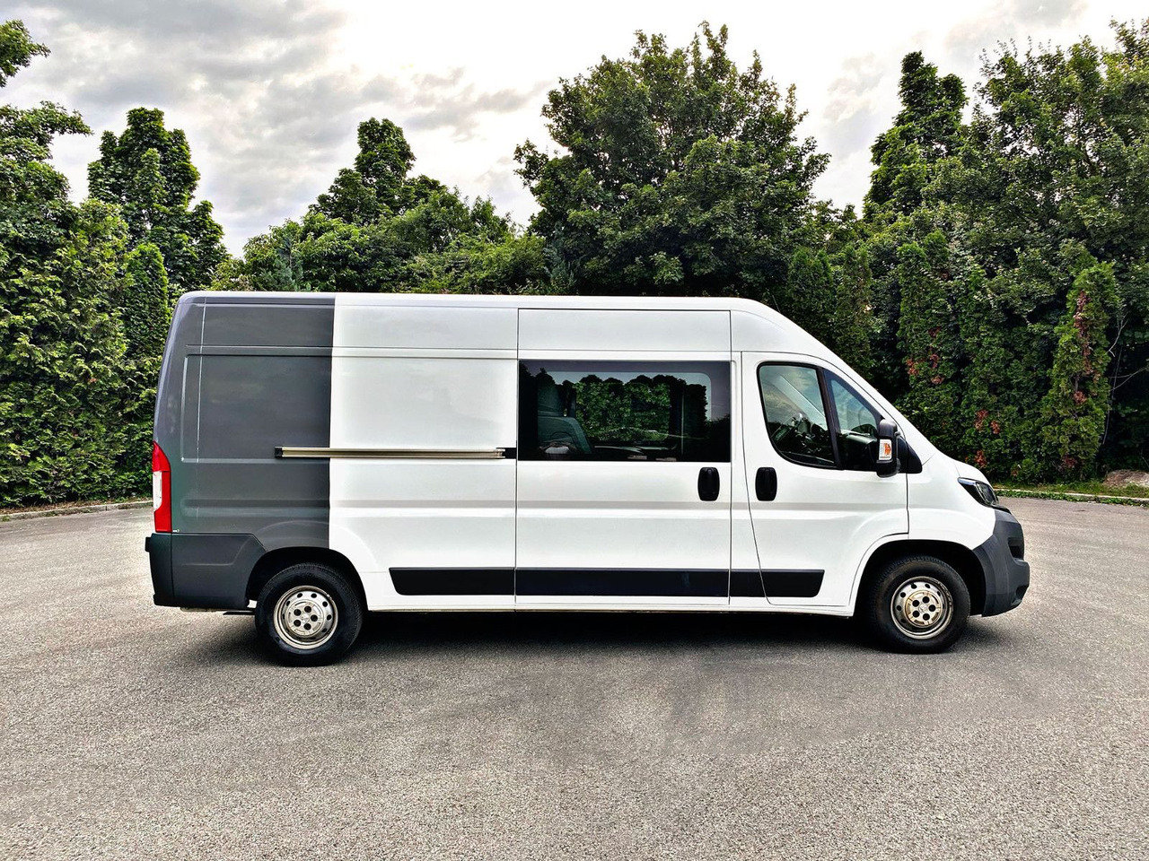 Peugeot Boxer Kasten Hoch 335 L3H2Pro|5Sitzer|Kamera|19% - Kaubik, Meeskonnaauto: pilt 2 Peugeot Boxer Kasten Hoch 335 L3H2Pro|5Sitzer|Kamera|19% - Kaubik, Meeskonnaauto: pilt 2