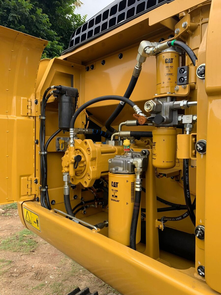 New Caterpillar 323D3 tracked excavator - Lintekskavaator: pilt 3 New Caterpillar 323D3 tracked excavator - Lintekskavaator: pilt 3