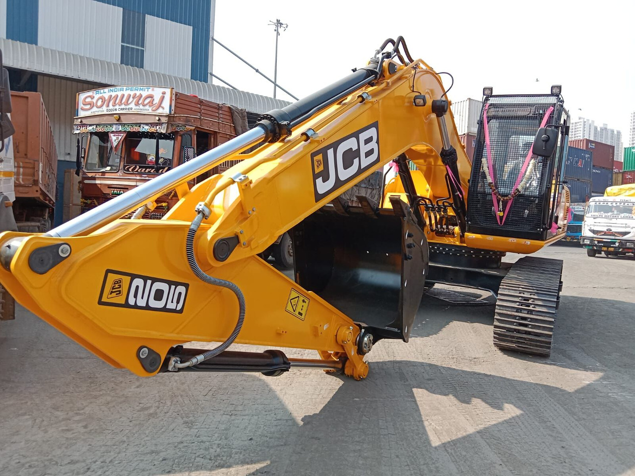 New JCB JS 200 tracked excavator - Lintekskavaator: pilt 1 New JCB JS 200 tracked excavator - Lintekskavaator: pilt 1