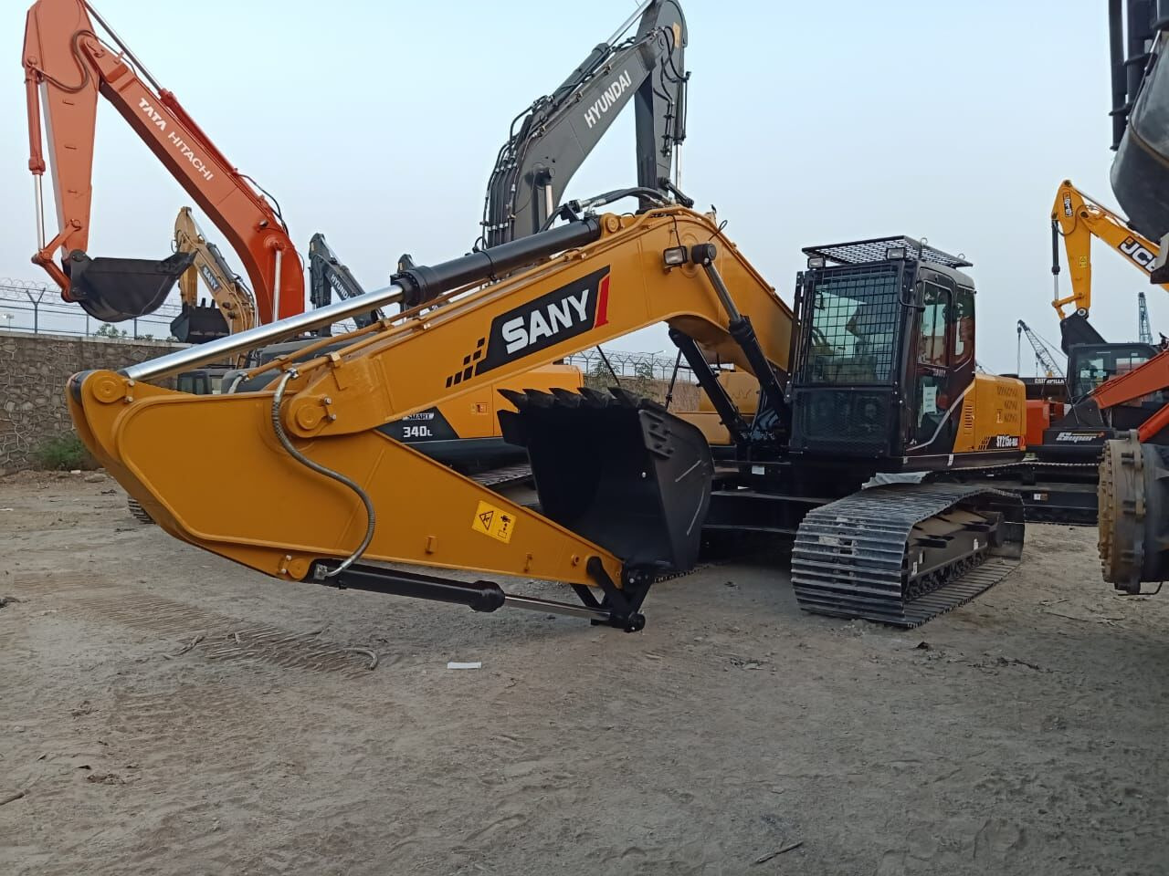 New Sany SY 215 MITSUBISHI ENGINE tracked excavator - Lintekskavaator: pilt 5 New Sany SY 215 MITSUBISHI ENGINE tracked excavator - Lintekskavaator: pilt 5