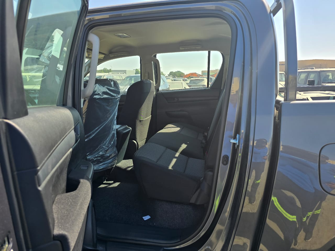 TOYOTA HILUX ACTIVE DOUBLE CAB - Pikap, Meeskonnaauto: pilt 3 TOYOTA HILUX ACTIVE DOUBLE CAB - Pikap, Meeskonnaauto: pilt 3