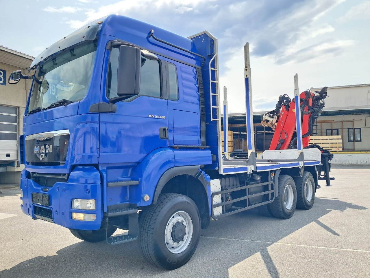 MAN TGS33 480 - Metsaveok, Kraanaga veoauto: pilt 1 MAN TGS33 480 - Metsaveok, Kraanaga veoauto: pilt 1