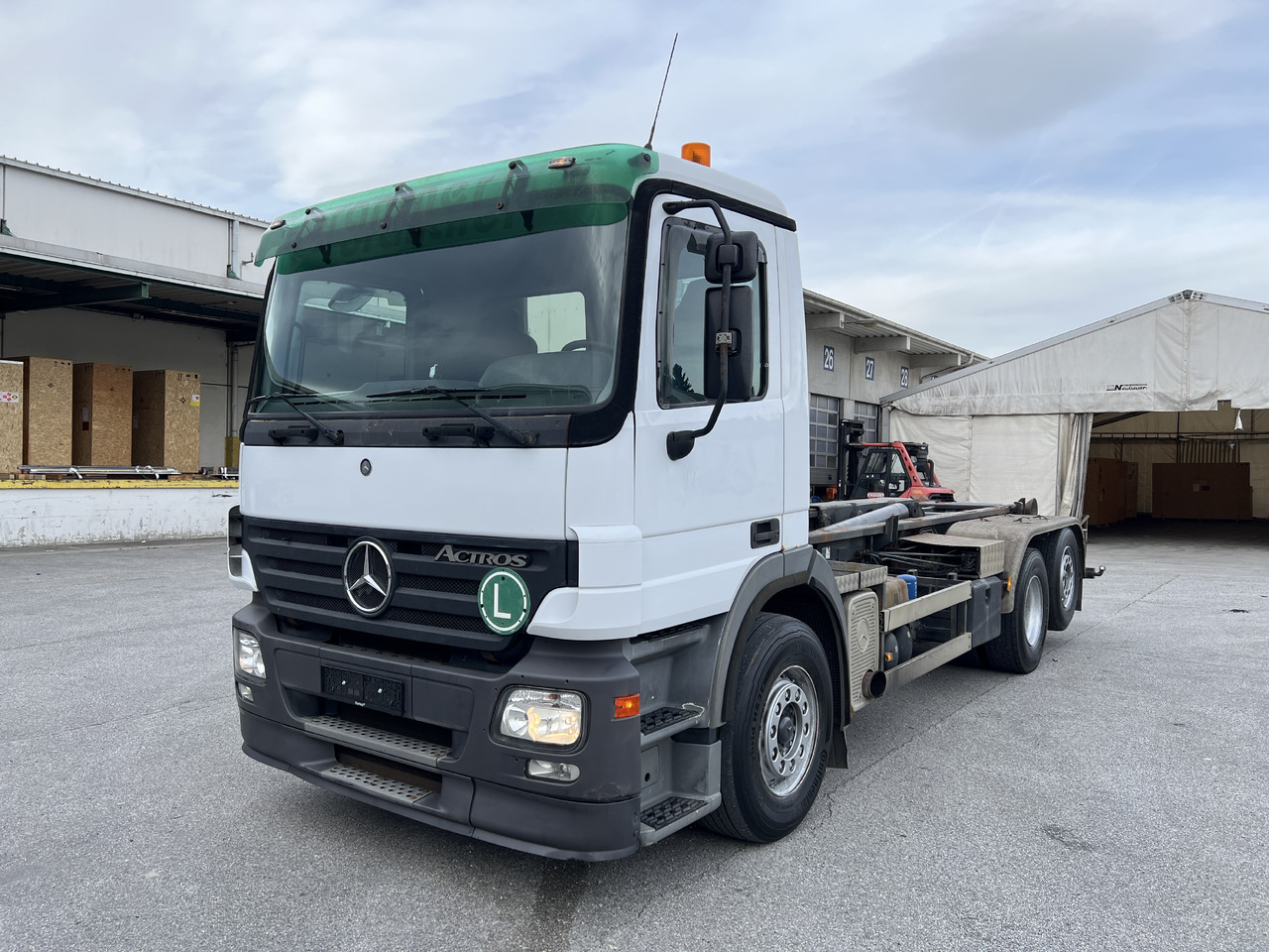 MERCEDES-BENZ Actros 25 41 | Retarder | Kupplung | Differenzial | Liftachse - Konkstõstukiga veoauto: pilt 1 MERCEDES-BENZ Actros 25 41 | Retarder | Kupplung | Differenzial | Liftachse - Konkstõstukiga veoauto: pilt 1