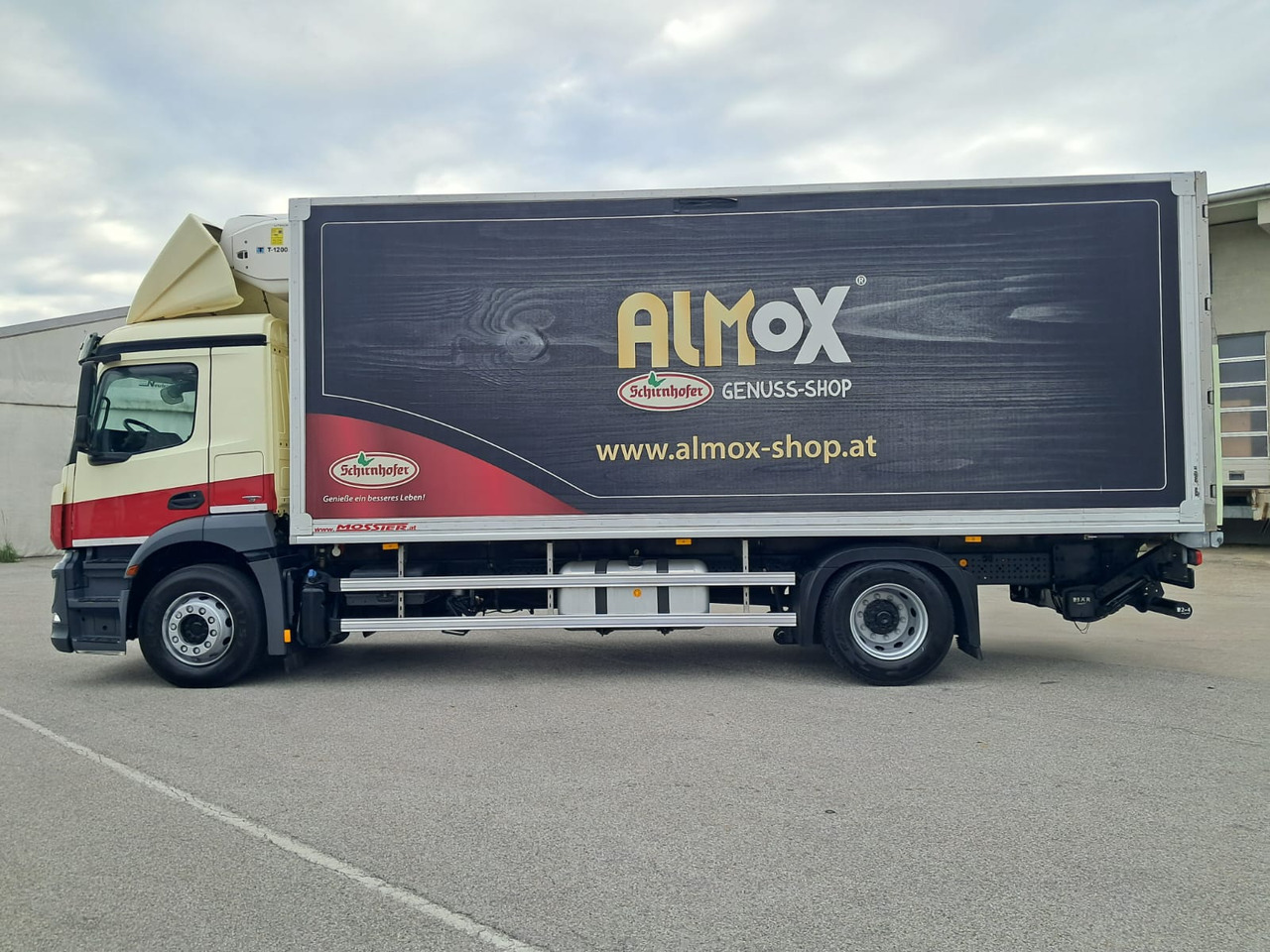 MERCEDES-BENZ Antos 1833 Kühlkoffer LBW | Standheizung | Euro 6 - Külmutiga veoauto: pilt 4 MERCEDES-BENZ Antos 1833 Kühlkoffer LBW | Standheizung | Euro 6 - Külmutiga veoauto: pilt 4