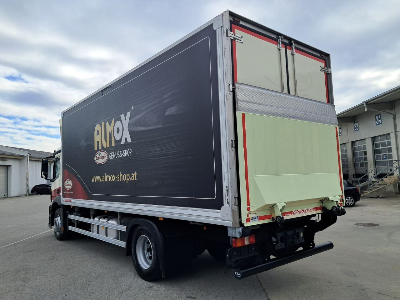 MERCEDES-BENZ Antos 1833 Kühlkoffer LBW | Standheizung | Euro 6 - Külmutiga veoauto: pilt 5 MERCEDES-BENZ Antos 1833 Kühlkoffer LBW | Standheizung | Euro 6 - Külmutiga veoauto: pilt 5