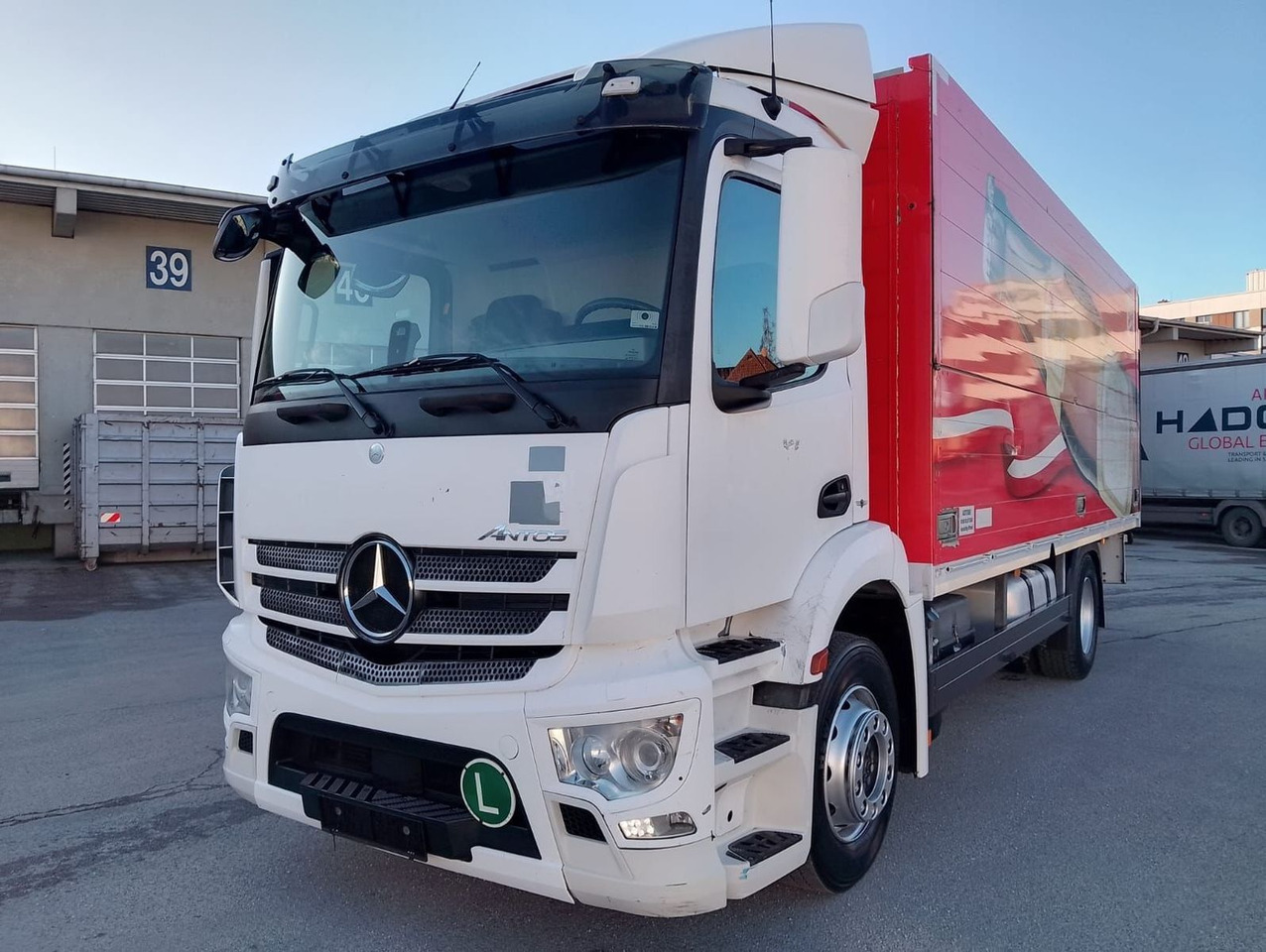 Mercedes-Benz ANTOS 18 30| Getränkew.| Klima| Luftgef| EZ 2014 - Joogiveok: pilt 1 Mercedes-Benz ANTOS 18 30| Getränkew.| Klima| Luftgef| EZ 2014 - Joogiveok: pilt 1