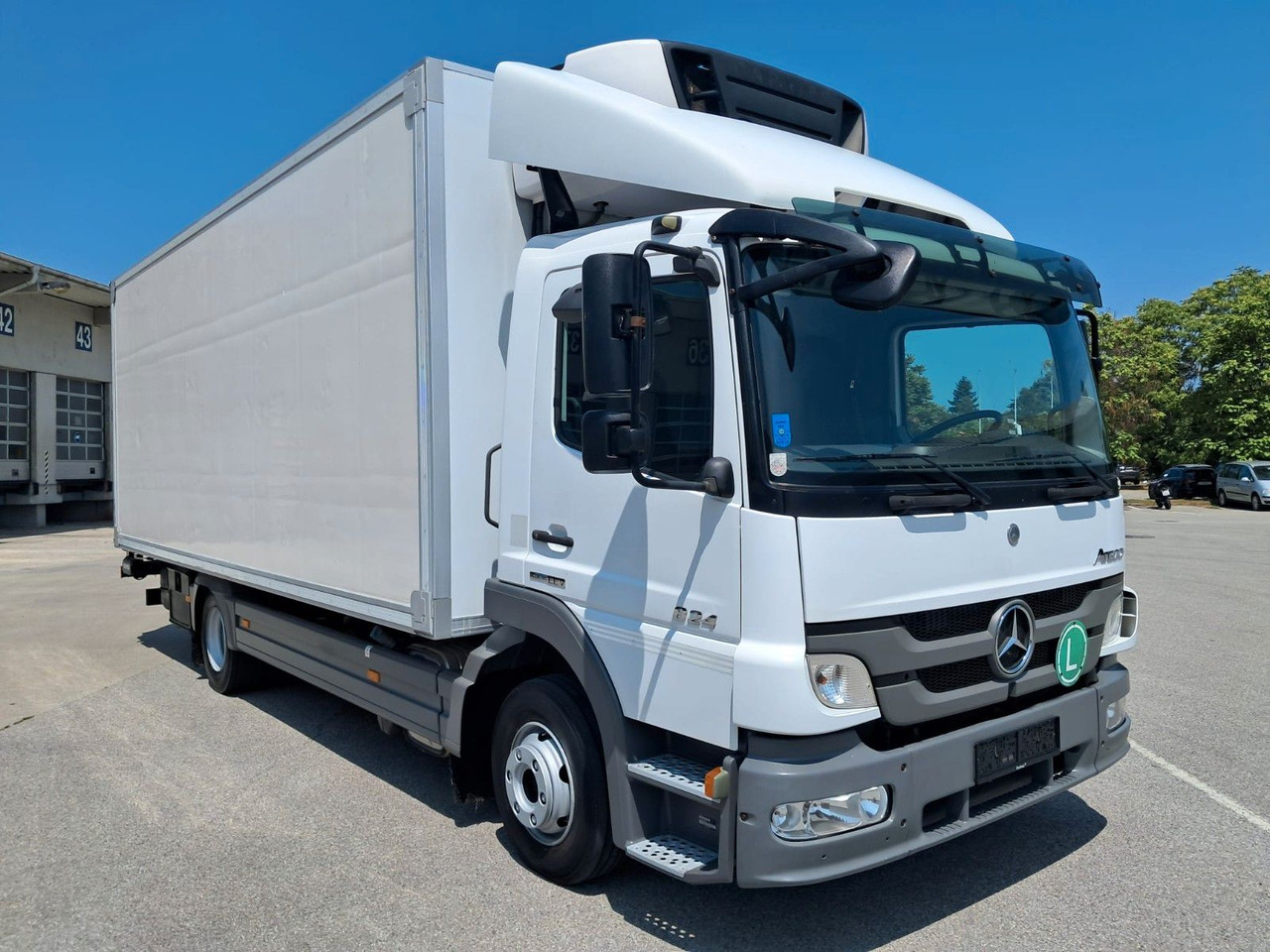 Mercedes-Benz Atego 824 Kühlkoffer | LBW | Klima | Diff - Külmutiga veoauto: pilt 2 Mercedes-Benz Atego 824 Kühlkoffer | LBW | Klima | Diff - Külmutiga veoauto: pilt 2