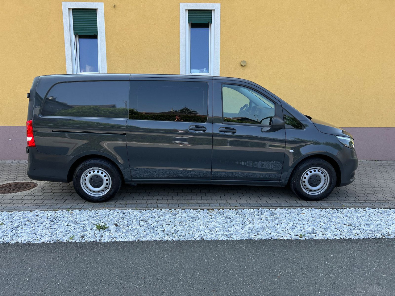 Mercedes-Benz Vito 114 lang | Klima | Schiebetür | Tempomat - Meeskonnaauto: pilt 3 Mercedes-Benz Vito 114 lang | Klima | Schiebetür | Tempomat - Meeskonnaauto: pilt 3