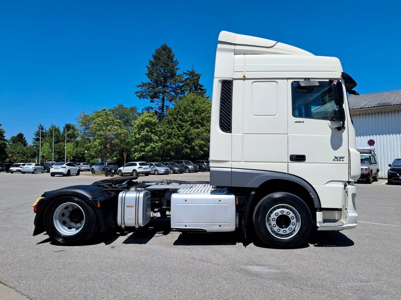 DAF XF 18.460 Schubboden | Klima | Retarder | Differ - Sadulveok: pilt 3 DAF XF 18.460 Schubboden | Klima | Retarder | Differ - Sadulveok: pilt 3