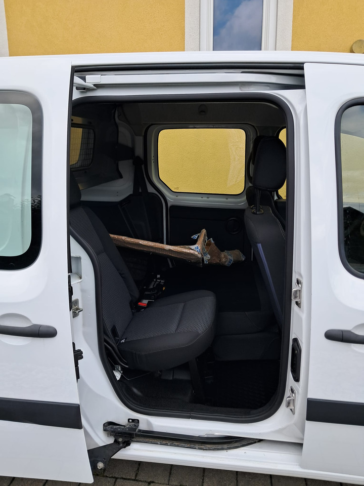 MERCEDES-BENZ Citan 109 CDI 5-Sitzer DKA | Schiebet. beids. | Klima | - Tarbesõiduk, Meeskonnaauto: pilt 4 MERCEDES-BENZ Citan 109 CDI 5-Sitzer DKA | Schiebet. beids. | Klima | - Tarbesõiduk, Meeskonnaauto: pilt 4