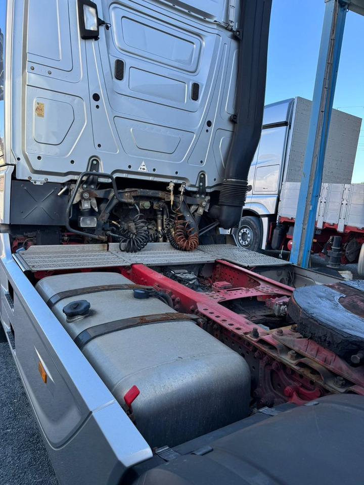 Mercedes-Benz Actros 1851 TÜV NEU TOP ZUSTAND - Sadulveok: pilt 3 Mercedes-Benz Actros 1851 TÜV NEU TOP ZUSTAND - Sadulveok: pilt 3