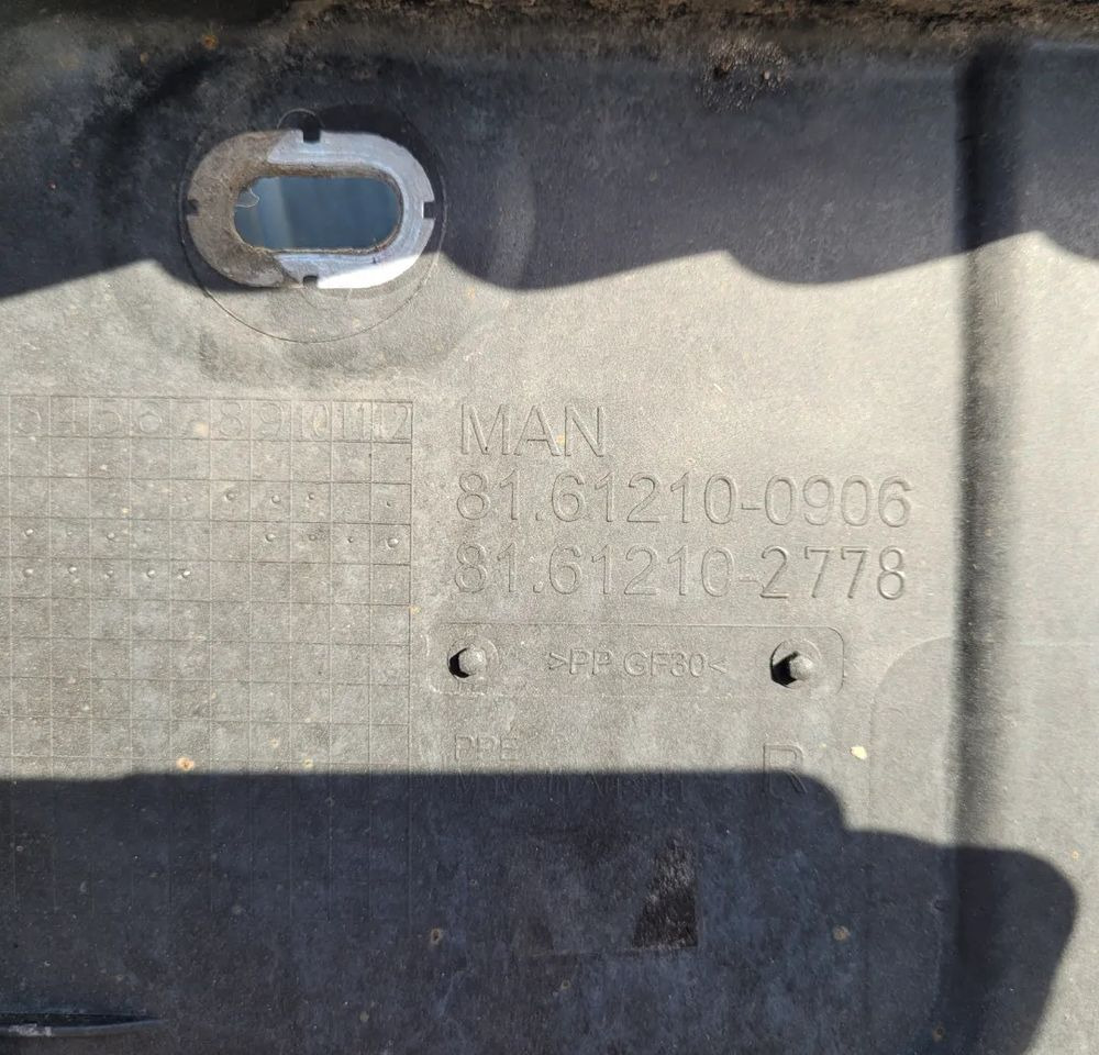 BŁOTNIK MAN TGX 3 81.61210-0906 Rh - Poritiib - Veoauto: pilt 4 BŁOTNIK MAN TGX 3 81.61210-0906 Rh - Poritiib - Veoauto: pilt 4