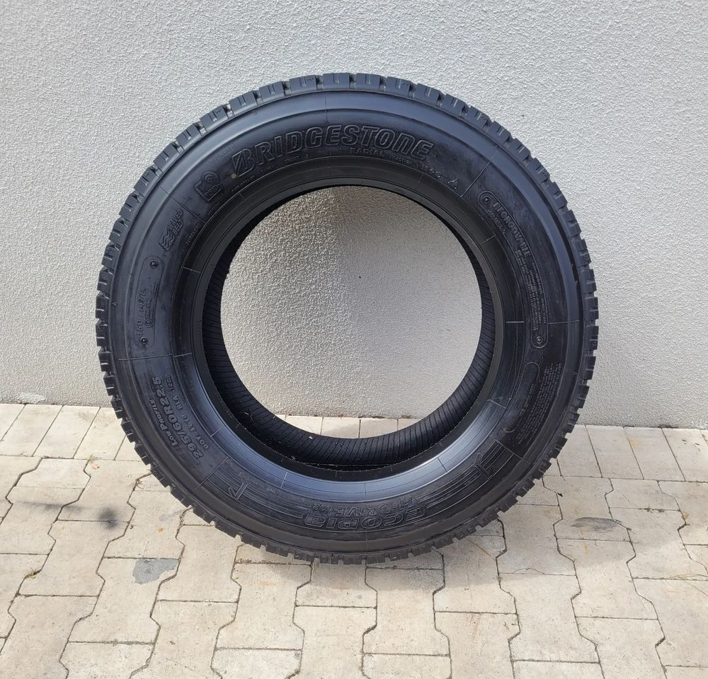 BRIDGESTON ECOPIA H DRIVE 295/60R22.5 2023R - Rehv - Veoauto: pilt 1 BRIDGESTON ECOPIA H DRIVE 295/60R22.5 2023R - Rehv - Veoauto: pilt 1