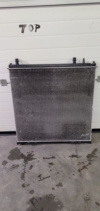 CHLODNICA WODY MAN TGX E6 MAHLE 81.06101-6792 - Radiaator: pilt 2 CHLODNICA WODY MAN TGX E6 MAHLE 81.06101-6792 - Radiaator: pilt 2