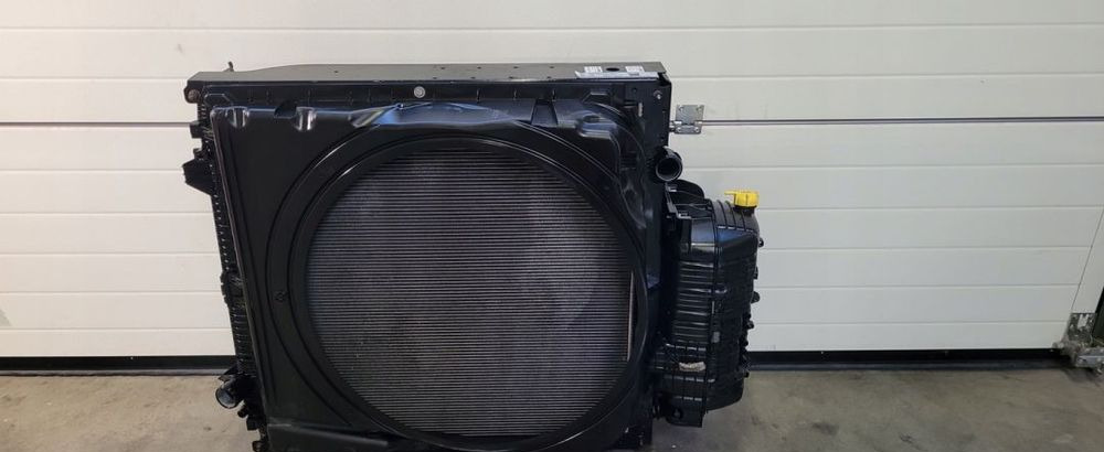 CHLODNICE MAN TGX E6 SZCZELNE ORYGINAŁ 90cm. - Radiaator: pilt 1 CHLODNICE MAN TGX E6 SZCZELNE ORYGINAŁ 90cm. - Radiaator: pilt 1