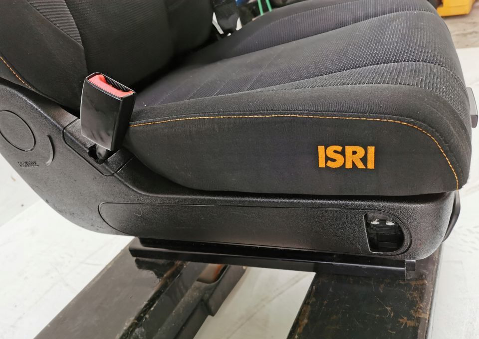 FOTEL KIEROWCY AUTOBUS MAN NEOPLAN ISRI - Iste: pilt 4 FOTEL KIEROWCY AUTOBUS MAN NEOPLAN ISRI - Iste: pilt 4