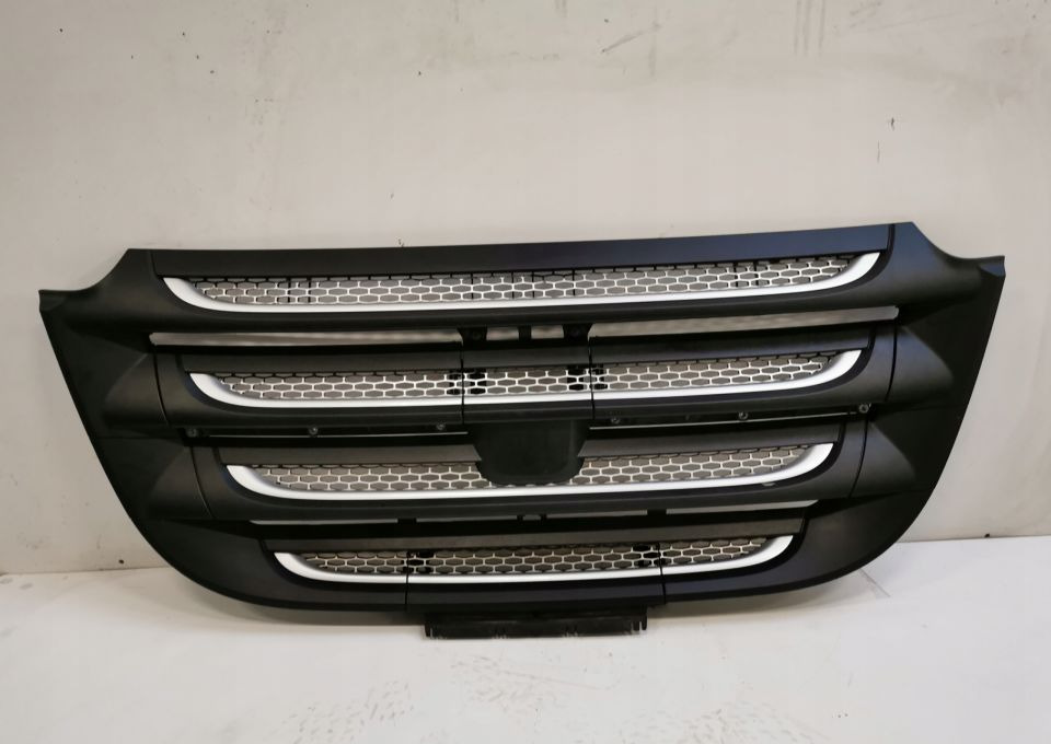 GRILL ATRAPA DAF XF 106 lift ORYGINAŁ 2048272 - Võre - Veoauto: pilt 1 GRILL ATRAPA DAF XF 106 lift ORYGINAŁ 2048272 - Võre - Veoauto: pilt 1