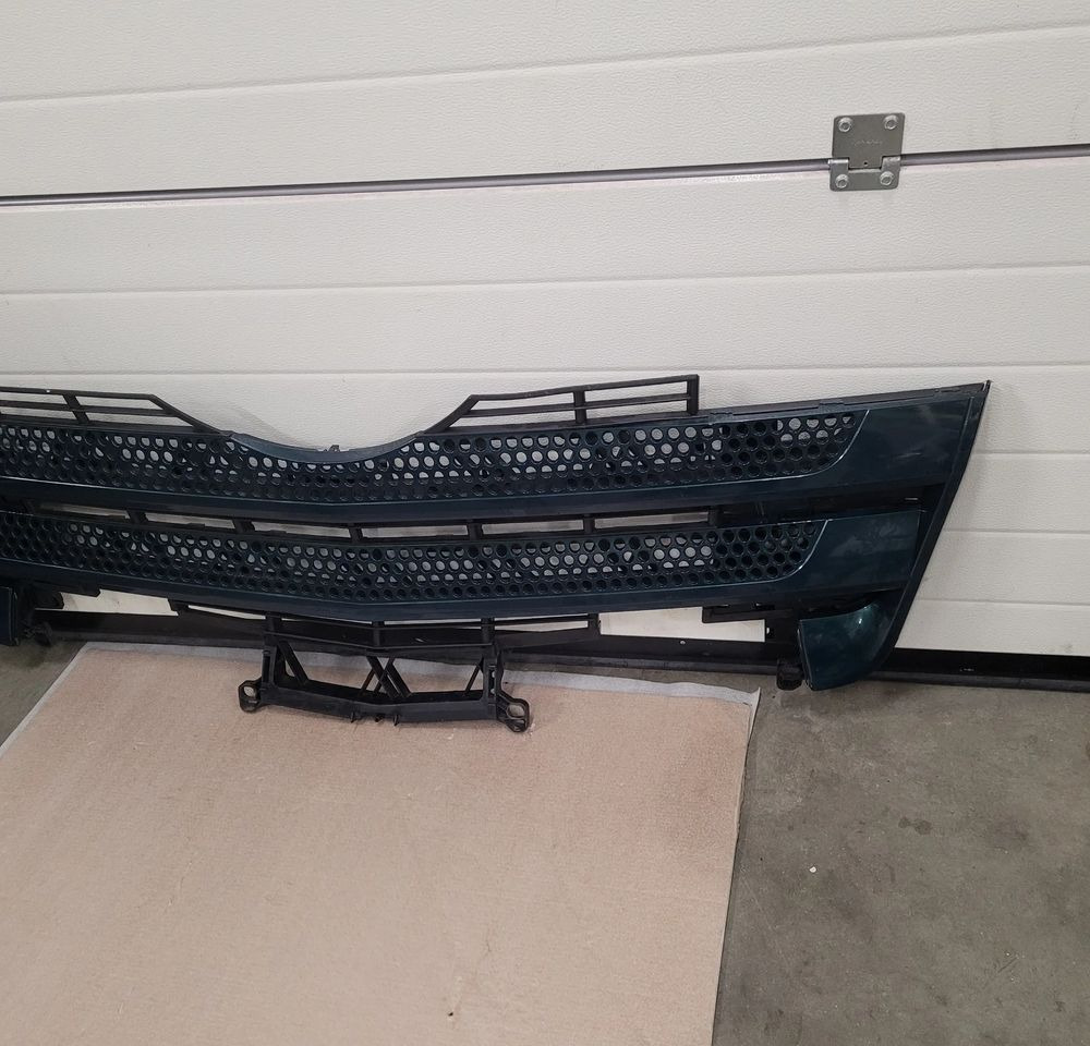GRILL MERCEDES ACTROS MP4 ORYGINAŁ - Pealisehitus ja välispind - Veoauto: pilt 2 GRILL MERCEDES ACTROS MP4 ORYGINAŁ - Pealisehitus ja välispind - Veoauto: pilt 2
