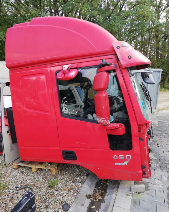 KABINA IVECO STRALIS E5 2007R.BEZWYPADEK - Kabiin - Veoauto: pilt 1 KABINA IVECO STRALIS E5 2007R.BEZWYPADEK - Kabiin - Veoauto: pilt 1
