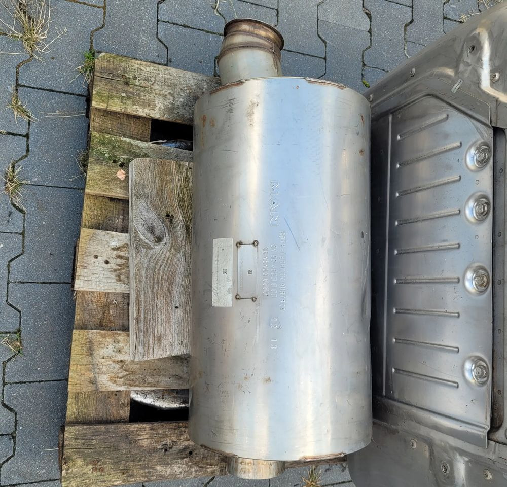 KATALIZATOR DPF MAN 36.15103.0006 ORYGINAŁ CHWALIM116 - Väljalaskesüsteem - Veoauto: pilt 1 KATALIZATOR DPF MAN 36.15103.0006 ORYGINAŁ CHWALIM116 - Väljalaskesüsteem - Veoauto: pilt 1