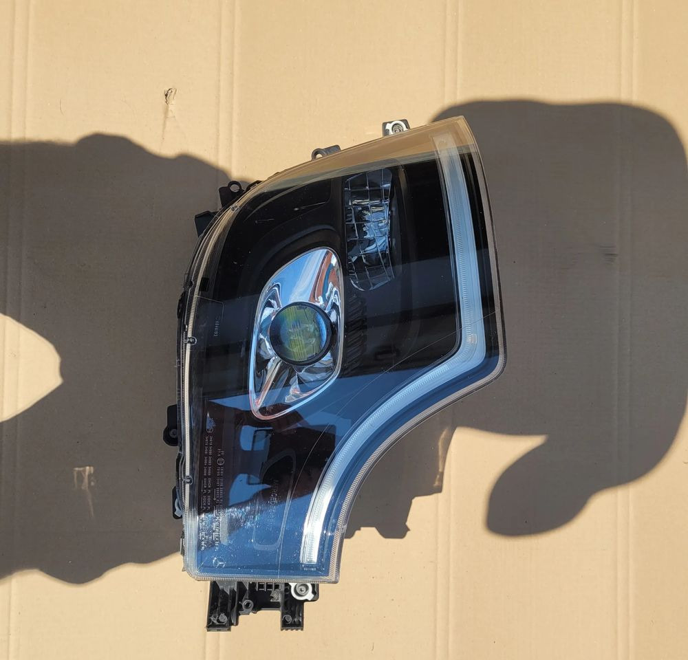LAMPA FULL LED MERCRDES ACTROS MP5 ORYGINAŁ RH CHWALIM116 - Tuled/ Valgus - Veoauto: pilt 1 LAMPA FULL LED MERCRDES ACTROS MP5 ORYGINAŁ RH CHWALIM116 - Tuled/ Valgus - Veoauto: pilt 1