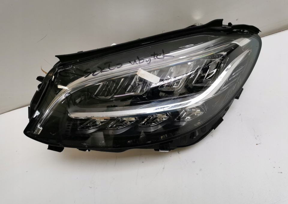 LAMPA MERCEDES C KLASA A2059065906 LIFT LEWA - Esituled: pilt 1 LAMPA MERCEDES C KLASA A2059065906 LIFT LEWA - Esituled: pilt 1
