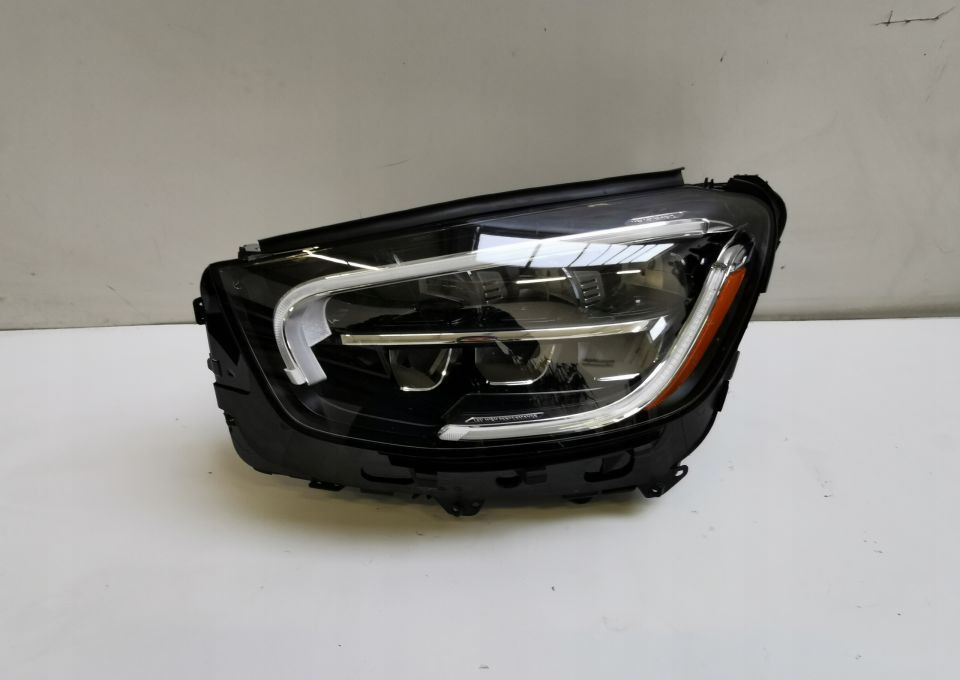 LAMPA MERCEDES GLC A2539067301 LIFT LEWA - Esituled - Auto: pilt 1 LAMPA MERCEDES GLC A2539067301 LIFT LEWA - Esituled - Auto: pilt 1