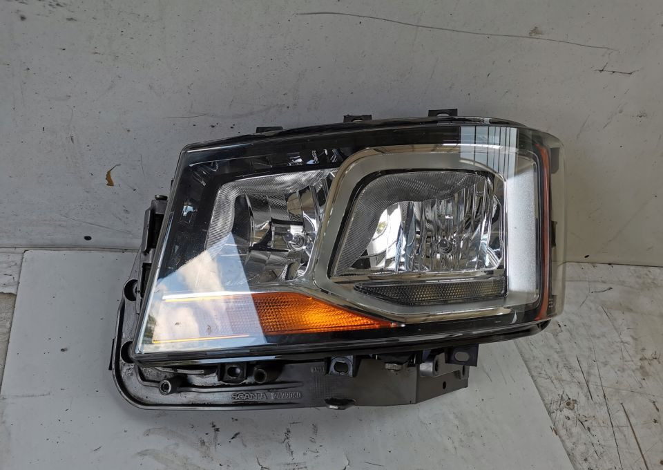 LAMPA MOCOWANIE H7 SCANIA S R NGT LH. ORYGINAŁ - Esituled - Veoauto: pilt 1 LAMPA MOCOWANIE H7 SCANIA S R NGT LH. ORYGINAŁ - Esituled - Veoauto: pilt 1