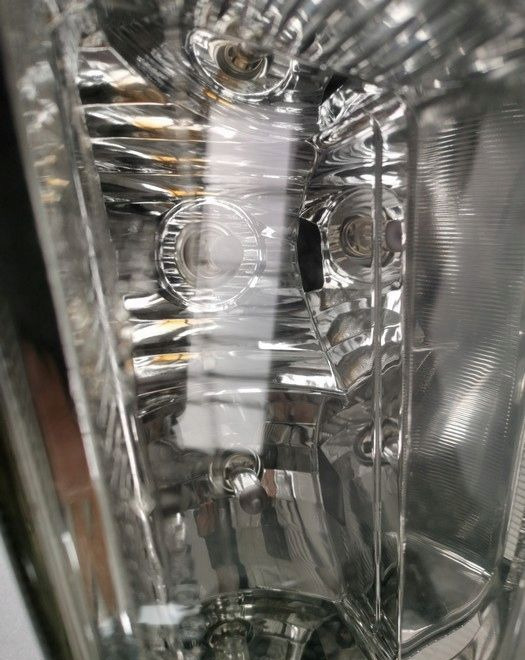 LAMPA VOLVO FH12 fh13 ORYGINAŁ LEWA - Esituled - Veoauto: pilt 2 LAMPA VOLVO FH12 fh13 ORYGINAŁ LEWA - Esituled - Veoauto: pilt 2