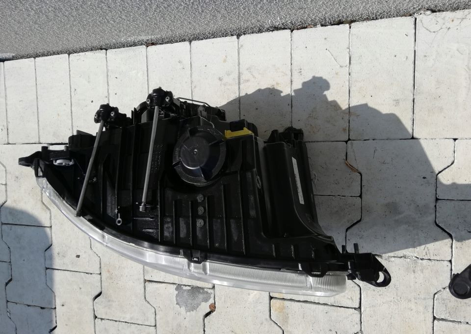 Lampy MERCEDES ACTROS Mp4 Antos ORYGINAŁ - Esituled - Veoauto: pilt 4 Lampy MERCEDES ACTROS Mp4 Antos ORYGINAŁ - Esituled - Veoauto: pilt 4