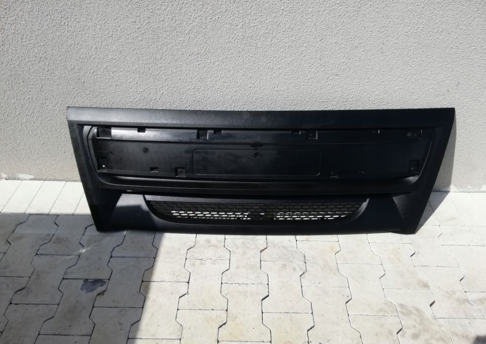 MASKA GRILL ATRAPA DAF LF NOWY ORYGINAŁ EURO6 - Kapotikaas - Veoauto: pilt 1 MASKA GRILL ATRAPA DAF LF NOWY ORYGINAŁ EURO6 - Kapotikaas - Veoauto: pilt 1