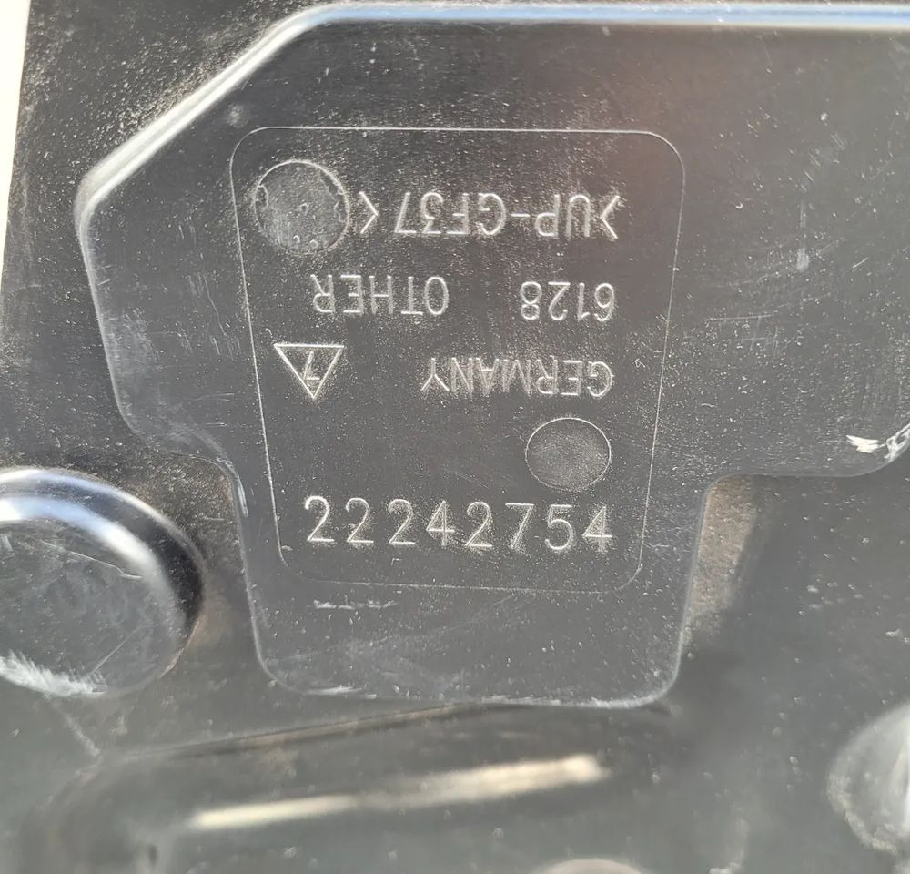 MISKA OLEJOWA RENAULT RANGE T 22242776 - Õlivann - Veoauto: pilt 5 MISKA OLEJOWA RENAULT RANGE T 22242776 - Õlivann - Veoauto: pilt 5