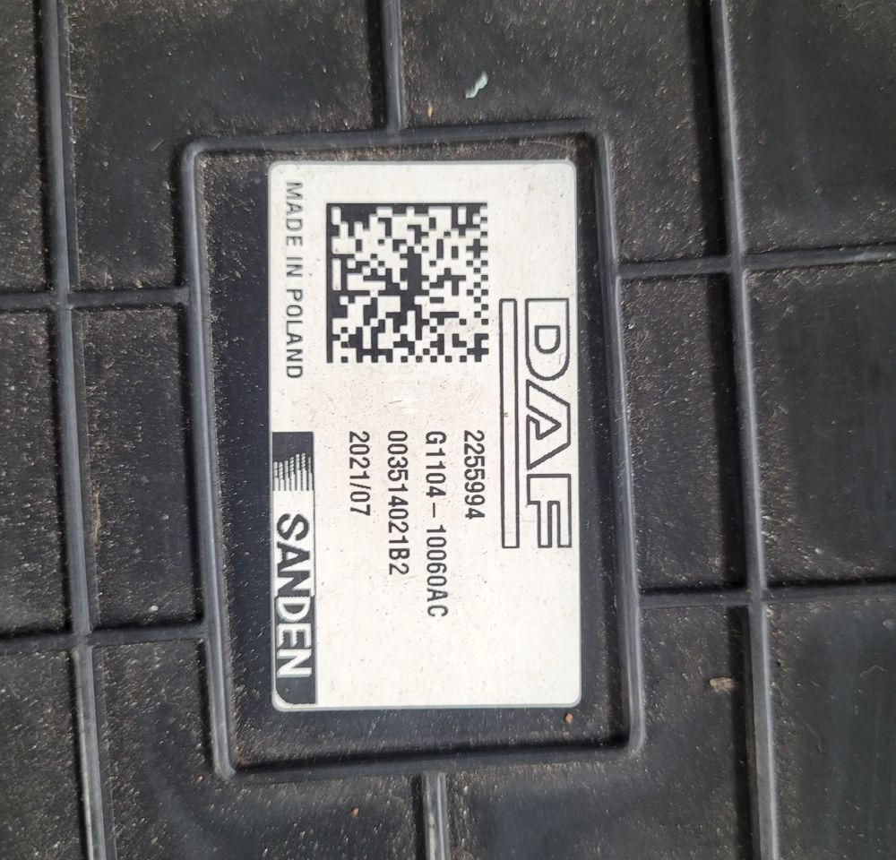 NAGRZEWNICA DAF XF LIFT ORYGINAŁ 2255994 2187022 SPRAWNA CHWALIM116 - Soojendus/ Ventilatsioon - Veoauto: pilt 4 NAGRZEWNICA DAF XF LIFT ORYGINAŁ 2255994 2187022 SPRAWNA CHWALIM116 - Soojendus/ Ventilatsioon - Veoauto: pilt 4