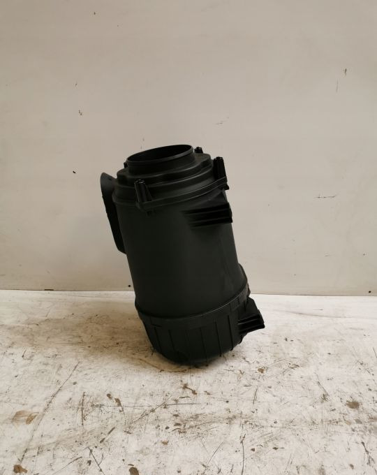 OBUDOWA FILTRA POWIETRZA SCANIA S R NGT 22321180 - Õhufilter - Veoauto: pilt 2 OBUDOWA FILTRA POWIETRZA SCANIA S R NGT 22321180 - Õhufilter - Veoauto: pilt 2