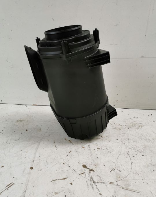 OBUDOWA FILTRA POWIETRZA SCANIA S R NGT 22321180 - Õhufilter - Veoauto: pilt 2 OBUDOWA FILTRA POWIETRZA SCANIA S R NGT 22321180 - Õhufilter - Veoauto: pilt 2