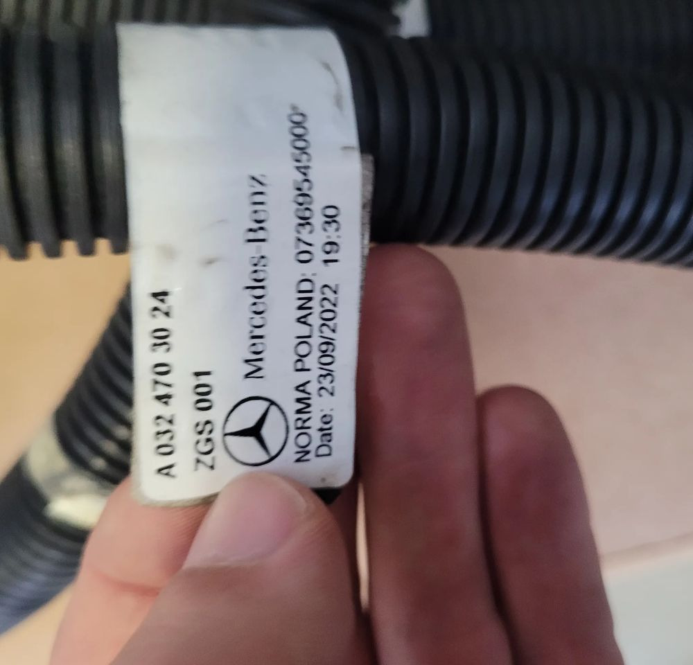 PRZEWODY AD BULE MERCEDES ACTROS MP4 MP5 A0324703024 - Väljalaskesüsteem - Veoauto: pilt 2 PRZEWODY AD BULE MERCEDES ACTROS MP4 MP5 A0324703024 - Väljalaskesüsteem - Veoauto: pilt 2