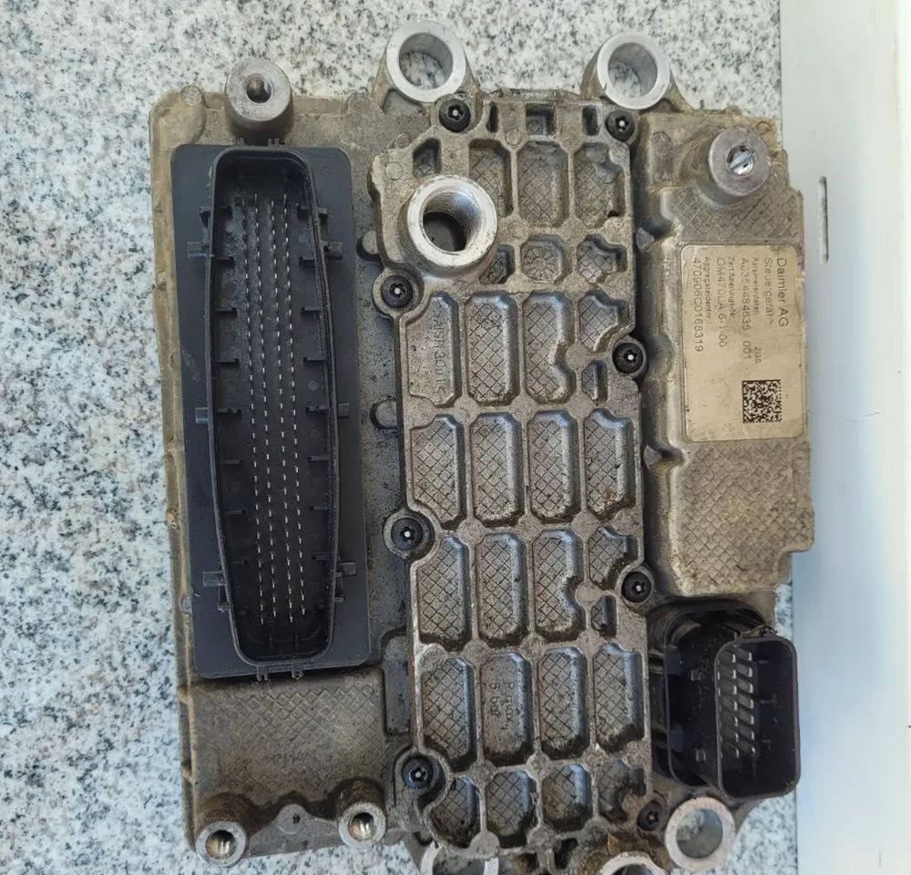 STEROWNIK MCM 2.1 MERCEDES ACTROS A001 446 3035/002 - Elektrisüsteem: pilt 1 STEROWNIK MCM 2.1 MERCEDES ACTROS A001 446 3035/002 - Elektrisüsteem: pilt 1