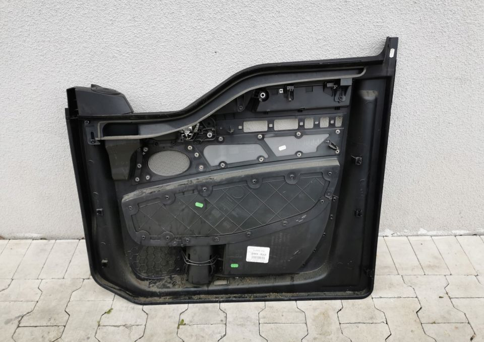 TAPICERKA DRZWI Man TGX LH LIFT ORYGINAŁ - Uks ja varuosad - Veoauto: pilt 4 TAPICERKA DRZWI Man TGX LH LIFT ORYGINAŁ - Uks ja varuosad - Veoauto: pilt 4