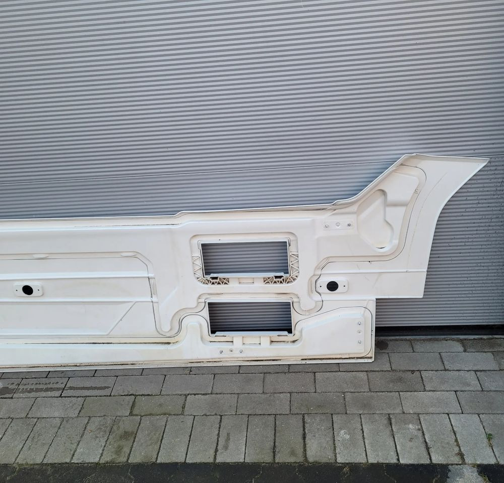 ZABUDOWA MIEDZYOSIOWA SPOJLER DAF XG XG+ 2292740 LH ORYGINAŁ CHWALIM116 - Aerodünaamika/ Spoiler - Veoauto: pilt 5 ZABUDOWA MIEDZYOSIOWA SPOJLER DAF XG XG+ 2292740 LH ORYGINAŁ CHWALIM116 - Aerodünaamika/ Spoiler - Veoauto: pilt 5