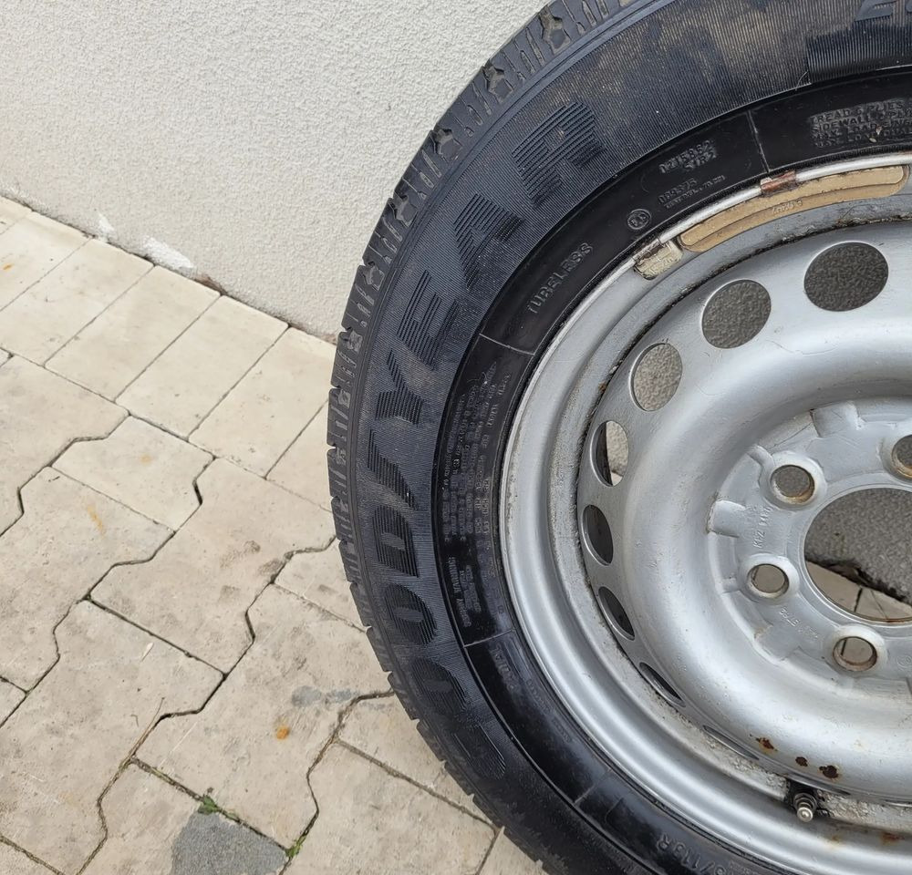 ZAPAS KOLO SPRINTER CRAFTER 235/65 R16C GOODYEAR - Komplektne ratas - Tarbesõiduk: pilt 4 ZAPAS KOLO SPRINTER CRAFTER 235/65 R16C GOODYEAR - Komplektne ratas - Tarbesõiduk: pilt 4