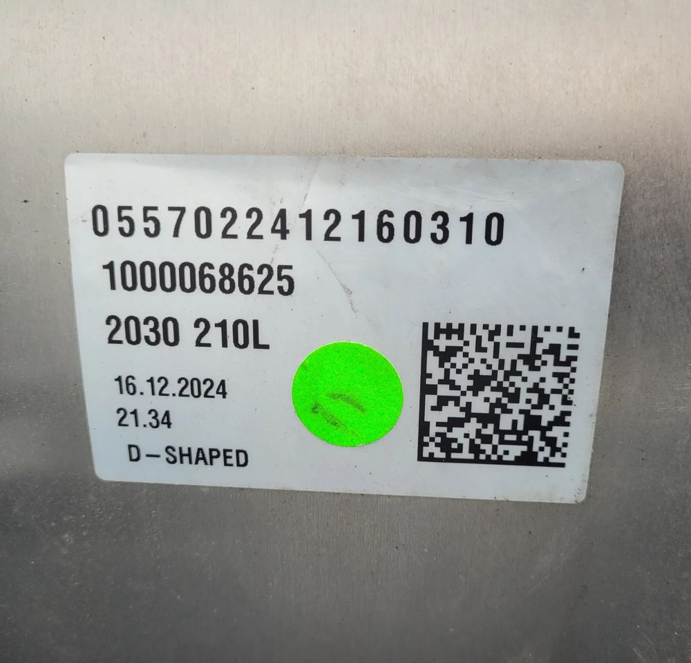 ZBIORNIK PALIWA VOLVO FH4 FH5 RENAULT 21516443 210L CHWALIM116 - Kütusesüsteem - Veoauto: pilt 5 ZBIORNIK PALIWA VOLVO FH4 FH5 RENAULT 21516443 210L CHWALIM116 - Kütusesüsteem - Veoauto: pilt 5