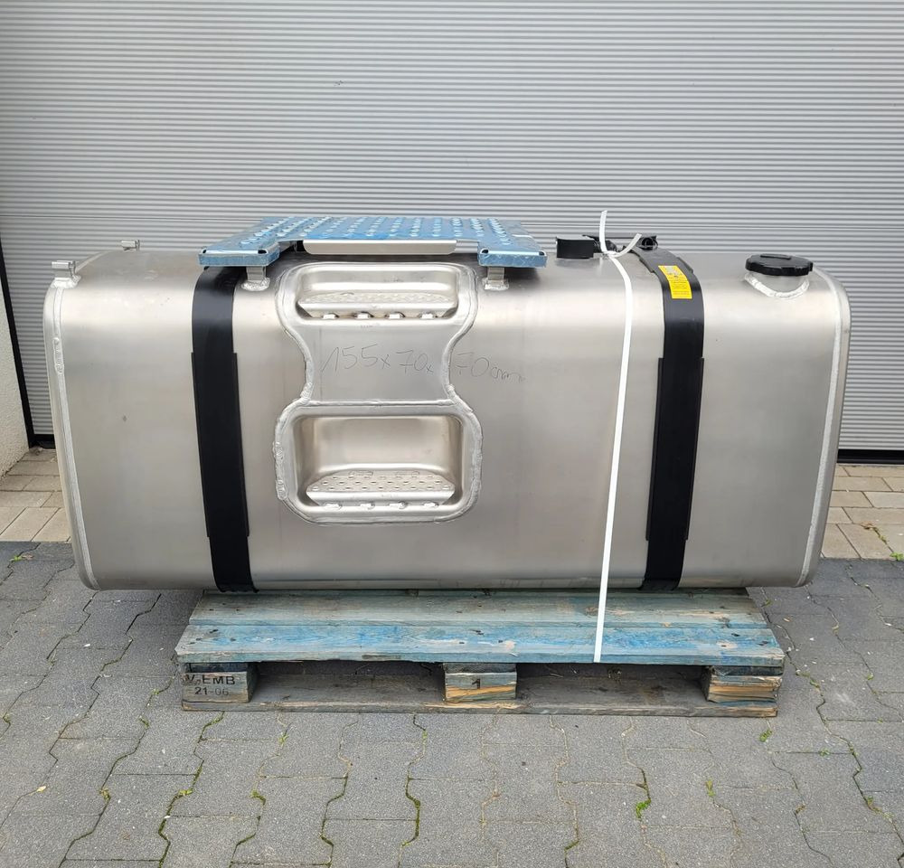 ZBIORNIK PALWA VOLVO FH4 FH5 FMX 21335687 155X70X70CM 620L CHWALIM116 - Kütusesüsteem - Veoauto: pilt 1 ZBIORNIK PALWA VOLVO FH4 FH5 FMX 21335687 155X70X70CM 620L CHWALIM116 - Kütusesüsteem - Veoauto: pilt 1