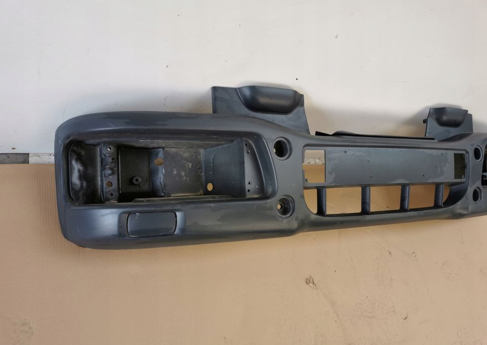 ZDERZAK IVECO EUROCARGO ORYGINAŁ 504039191 - Kaitseraud - Veoauto: pilt 2 ZDERZAK IVECO EUROCARGO ORYGINAŁ 504039191 - Kaitseraud - Veoauto: pilt 2