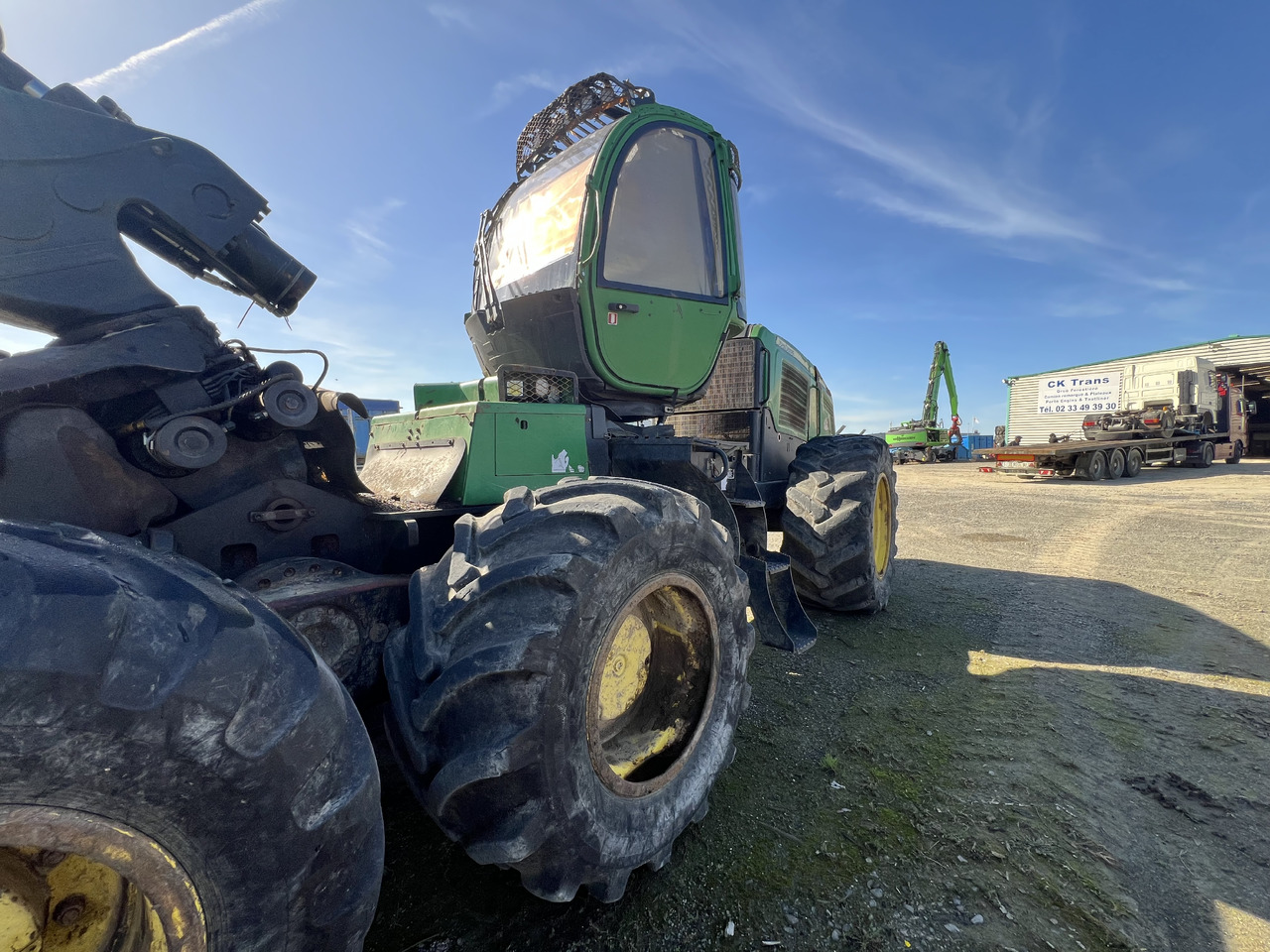 JOHN DEERE 1270E - Metsakoristaja: pilt 1 JOHN DEERE 1270E - Metsakoristaja: pilt 1