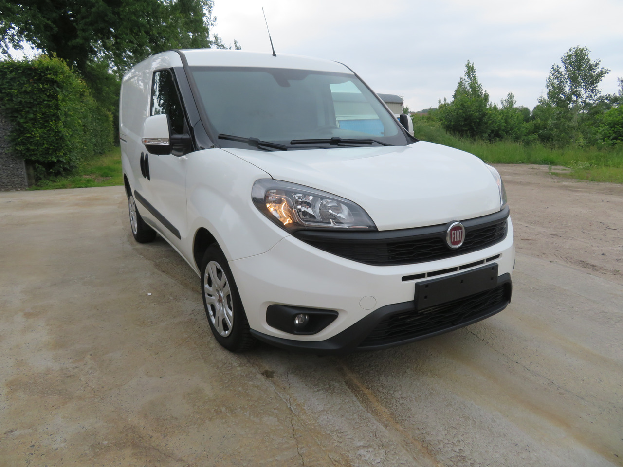 FIAT Doblo Cargo 1.6 Multijet - Väike kaubik: pilt 1 FIAT Doblo Cargo 1.6 Multijet - Väike kaubik: pilt 1